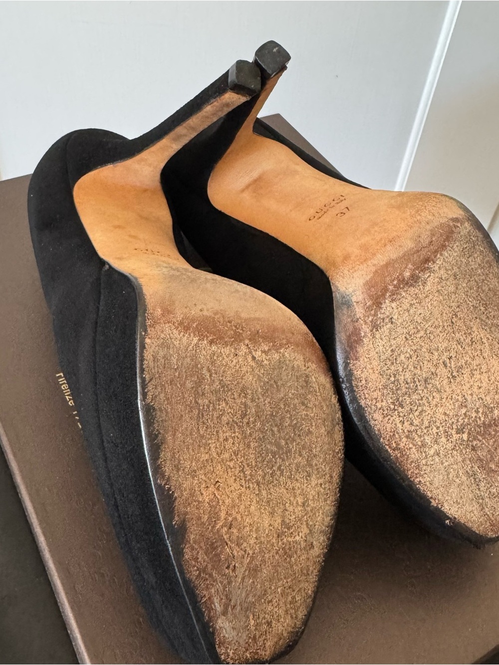 Gucci Black Suede Platform Pumps Square Toe EU37/US 6.5 Made in Italy - Picture 10 of 13